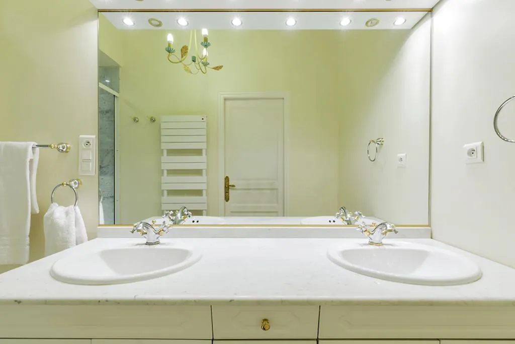 Private Apartment - Saint Germain - Rue De Rennes Apartment Paris