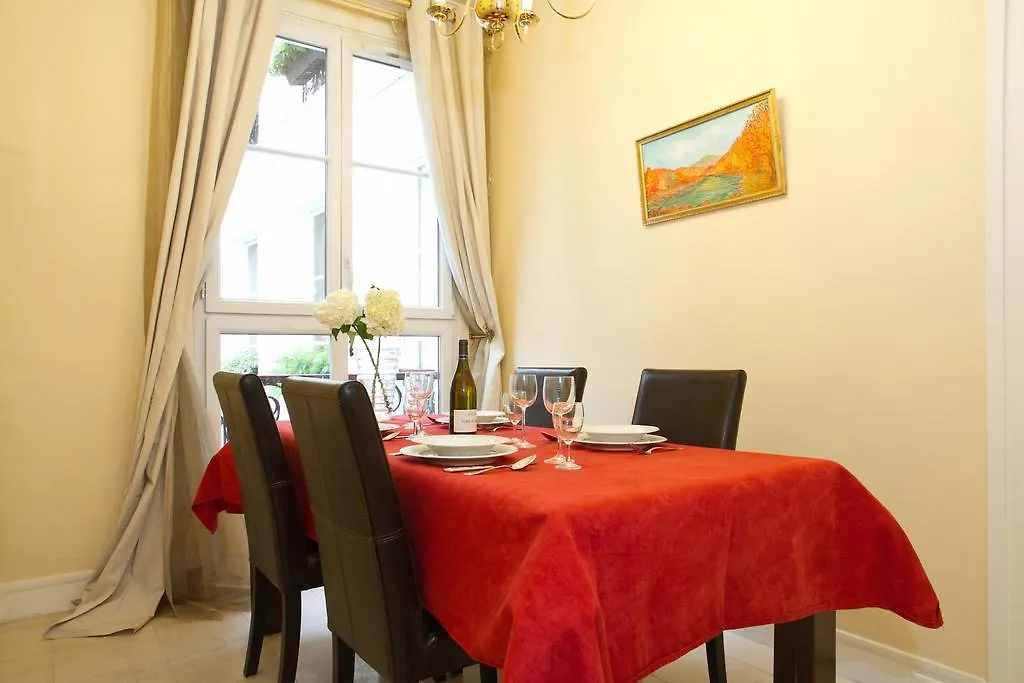 Private Apartment - Saint Germain - Rue De Rennes شقة
